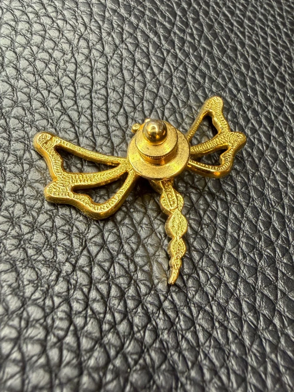 Vintage Gold Tone Avon Dragonfly Aurora Borealis Crystal Brooch Signed Pin 1.5